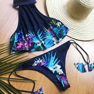 ESPRIT Ross Beach Padded Wrap Top Bikini Donna